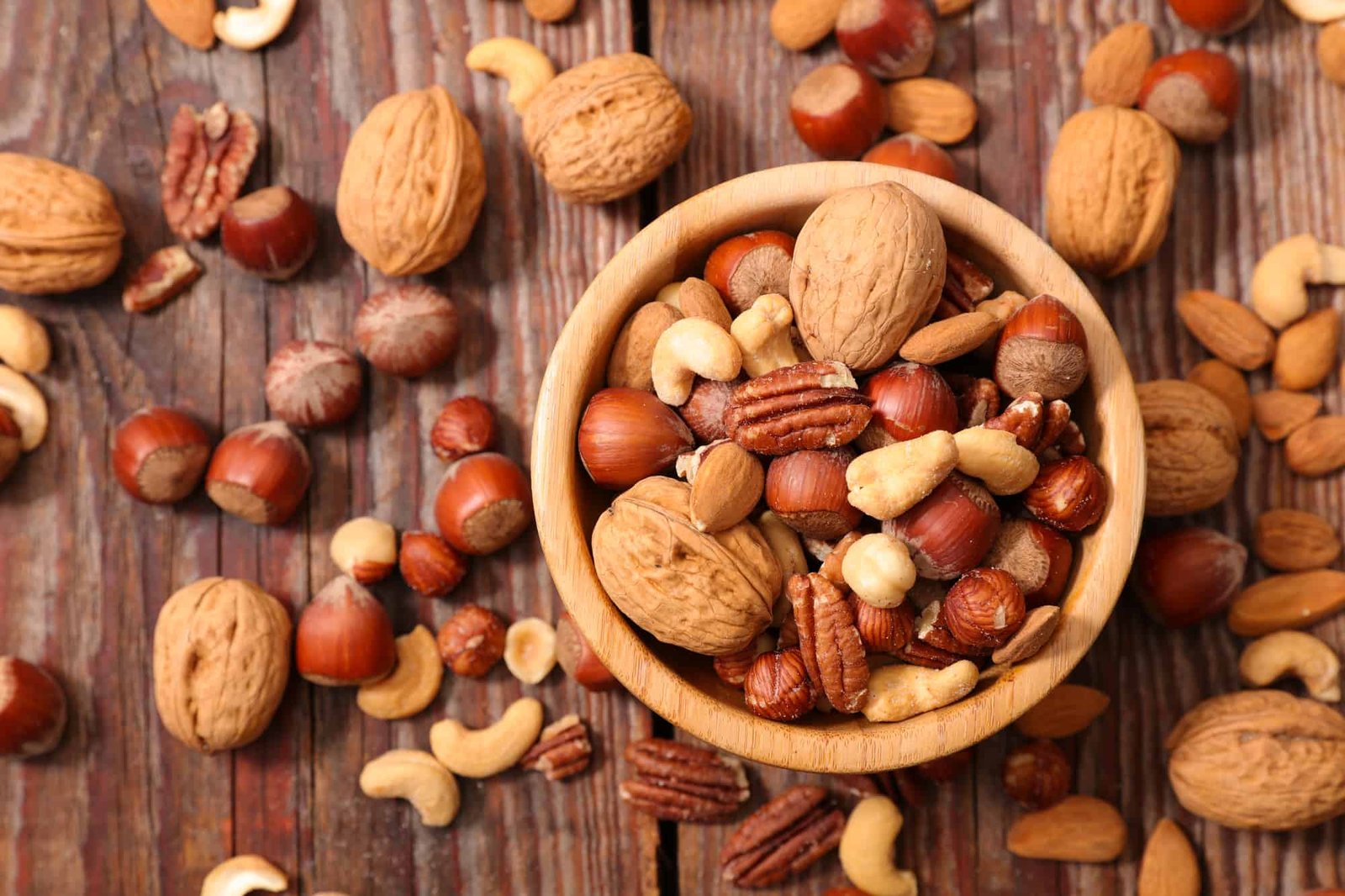 Health Benefits of Eating Nuts