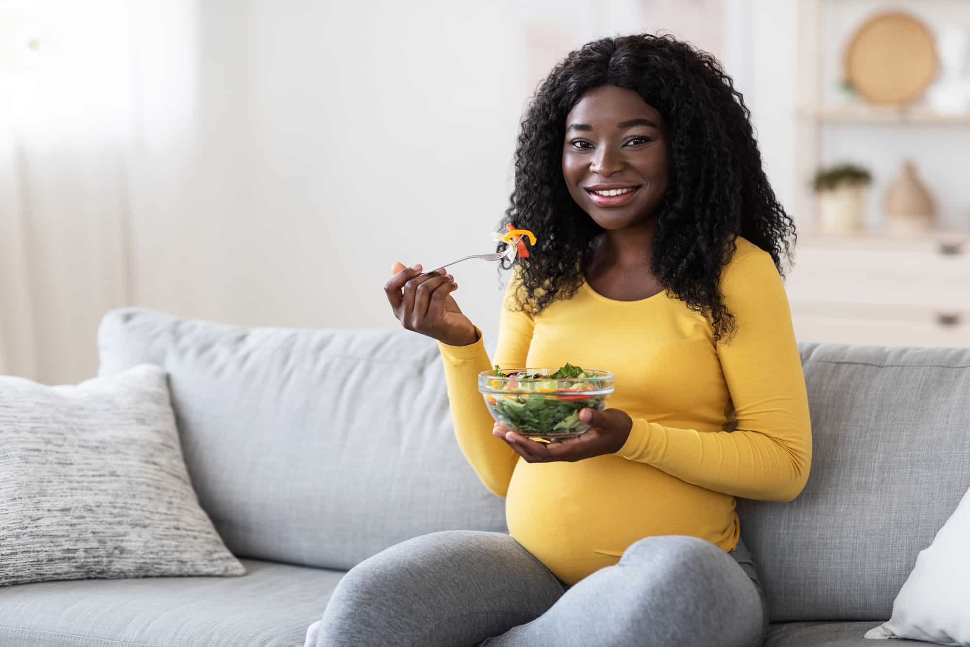 best-pregnancy-snacks-and-reasons-why-it-s-essential